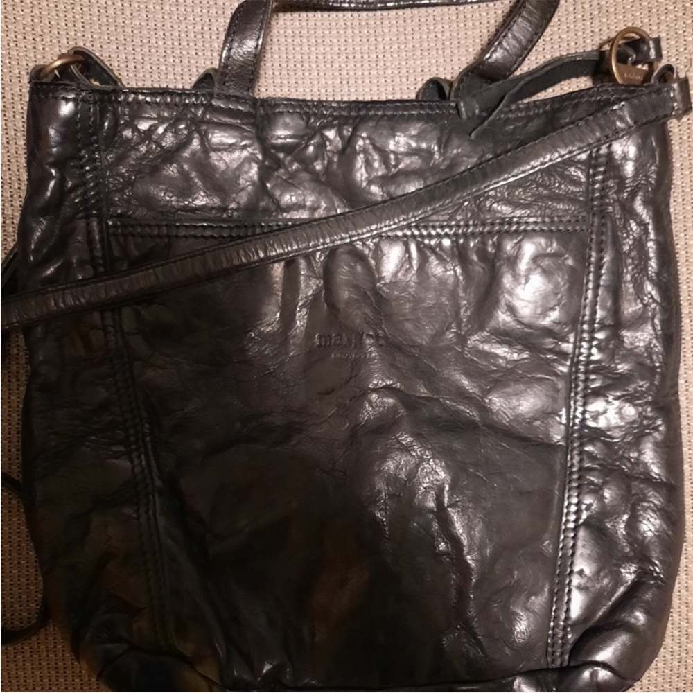 GUC Margot crossbody leather bag in black.